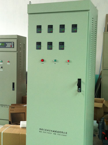 工控機(jī)控制7路變頻控制柜